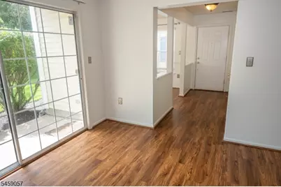 128 Arbor Way, Branchburg Township, NJ 08876 - Photo 2