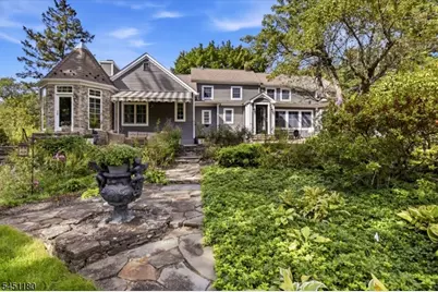 347 Drakestown Rd, Washington Township, NJ 07853 - Photo 4