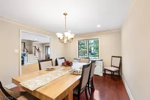 127 Mountain Cir S, West Milford Twp., NJ 07480 - Photo 10