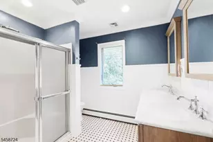 127 Mountain Cir S, West Milford Twp., NJ 07480 - Photo 24