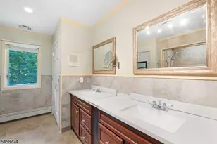 127 Mountain Cir S, West Milford Twp., NJ 07480 - Photo 26