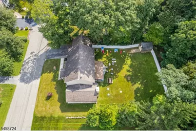 127 Mountain Circle South, West Milford Twp., NJ 07480 - Photo 32