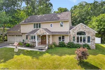 127 Mountain Circle South, West Milford Twp., NJ 07480 - Photo 1