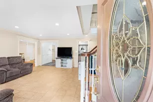 127 Mountain Cir S, West Milford Twp., NJ 07480 - Photo 8
