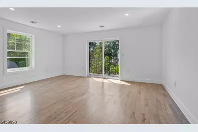 144 N 14th St, East Orange, NJ 07017 - Photo 8