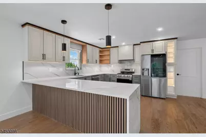 144 N 14th St, East Orange, NJ 07017 - Photo 6
