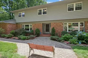436 Ridge Rd, Watchung, NJ 07069 - Photo 2