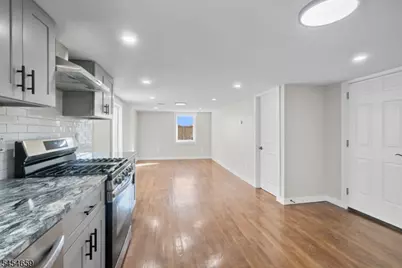 125 Park Ave, Newark, NJ 07104 - Photo 12
