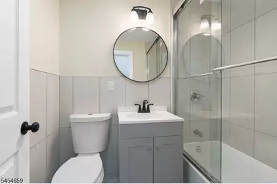 125 Park Ave, Newark, NJ 07104 - Photo 50