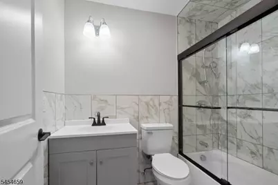 125 Park Ave, Newark, NJ 07104 - Photo 36