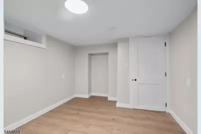 125 Park Ave, Newark, NJ 07104 - Photo 30