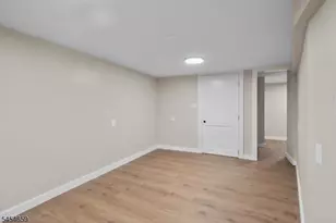 125 Park Ave, Newark, NJ 07104 - Photo 26