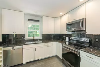 20 Byron Pl, Sparta Township, NJ 07871 - Photo 14