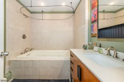 20 Byron Pl, Sparta Township, NJ 07871 - Photo 24
