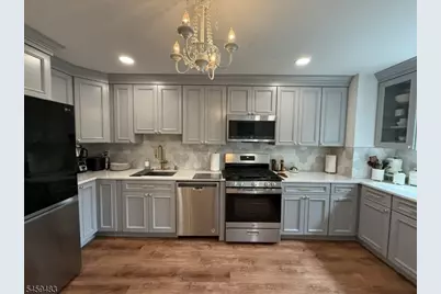 386 Waterview Rd, Bridgewater, NJ 08807 - Photo 2