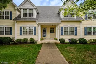 133 Town Center Dr, Warren Township, NJ 07059 - Photo 1