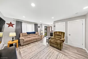 54 Cheyenne Rd, Andover Township, NJ 07848 - Photo 4