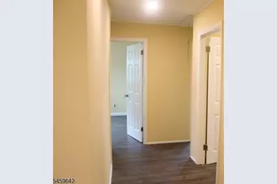 137 Centerton Dr, Parsippany, NJ 07054 - Photo 12