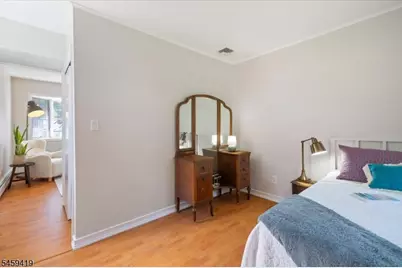 30 Laurel Dr, Wayne, NJ 07470 - Photo 16