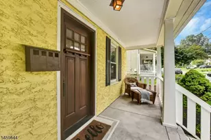 509 Farview St, Ridgewood, NJ 07450 - Photo 2
