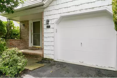 63 Averell Dr, Parsippany, NJ 07950 - Photo 2