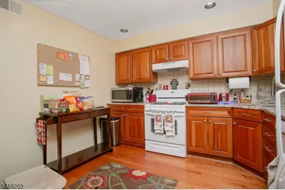 63 Averell Dr, Parsippany, NJ 07950 - Photo 6