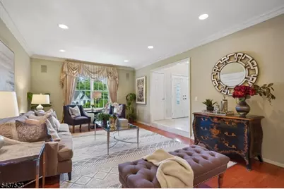 22 Trails End Ct, Westfield Town, NJ 07090 - Photo 4