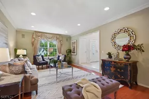 22 Trails End Ct, Westfield Town, NJ 07090 - Photo 4