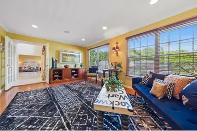 22 Trails End Ct, Westfield Town, NJ 07090 - Photo 16