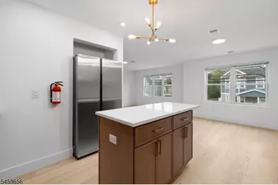 645 S 10th St Unit #1, Newark, NJ 07108 - Photo 6