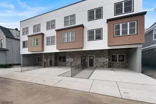 645 S 10th St Unit, Newark, NJ 07108 - Photo 1