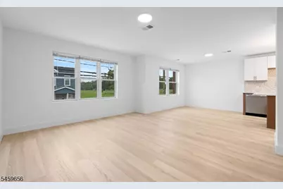 645 S 10th St Unit #1, Newark, NJ 07108 - Photo 10