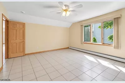 19 Brook Hollow Ct, Hawthorne, NJ 07506 - Photo 32