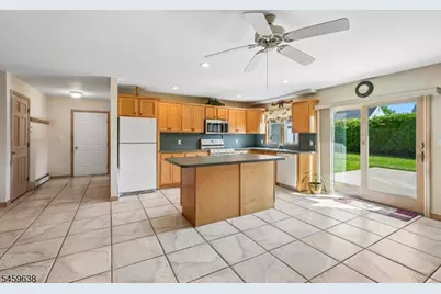 19 Brook Hollow Ct, Hawthorne, NJ 07506 - Photo 30