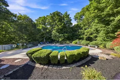 25 Sachem Rd, Jefferson Township, NJ 07849 - Photo 4
