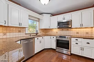109 Valley View Trail, Sparta Township, NJ 07871 - Photo 4