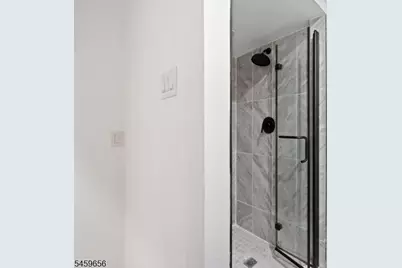645 S 10th St Unit #2, Newark, NJ 07108 - Photo 14