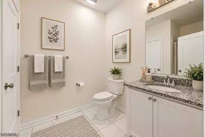 82 Depot Way, Dunellen, NJ 08812 - Photo 14