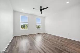 82 Depot Wy, Dunellen, NJ 08812 - Photo 18
