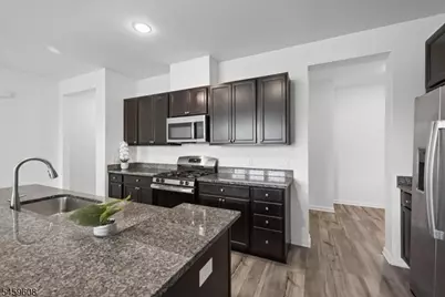 82 Depot Way, Dunellen, NJ 08812 - Photo 10