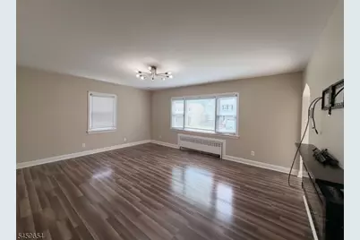 1031 Lowden Ave, Union Township, NJ 07083 - Photo 2