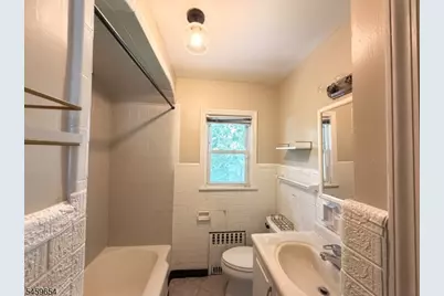 1031 Lowden Ave, Union Township, NJ 07083 - Photo 6