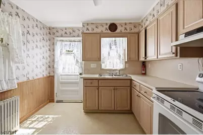 24 Jordan Ter, Dover, NJ 07801 - Photo 16