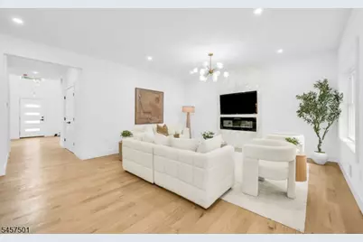 1880 Long Ter, Union Township, NJ 07083 - Photo 4