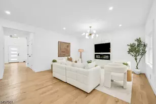 1880 Long Terrace, Union Township, NJ 07083 - Photo 4
