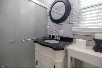 528 Conant St, Hillside Twp., NJ 07205 - Photo 10
