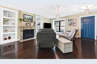247 Mount Pleasant Ave, Newark, NJ 07104 - Photo 4