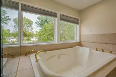 22 Bryant Dr, Livingston, NJ 07039 - Photo 24