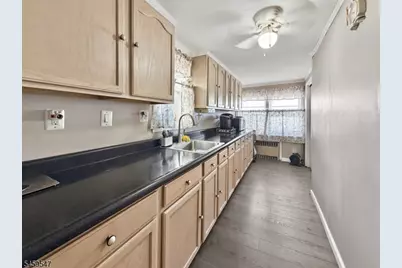733 Schuyler Ave, Lyndhurst Township, NJ 07071 - Photo 6
