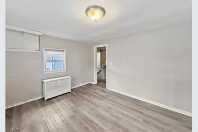 733 Schuyler Ave, Lyndhurst Township, NJ 07071 - Photo 24